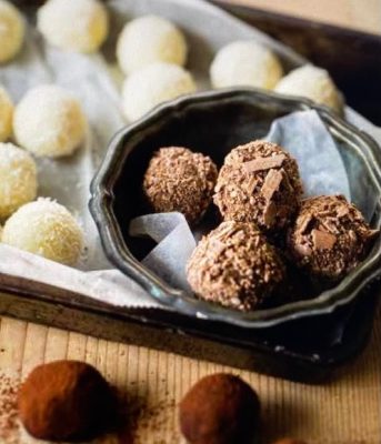 Bush BBQ's chocolate truffles using native food fusion