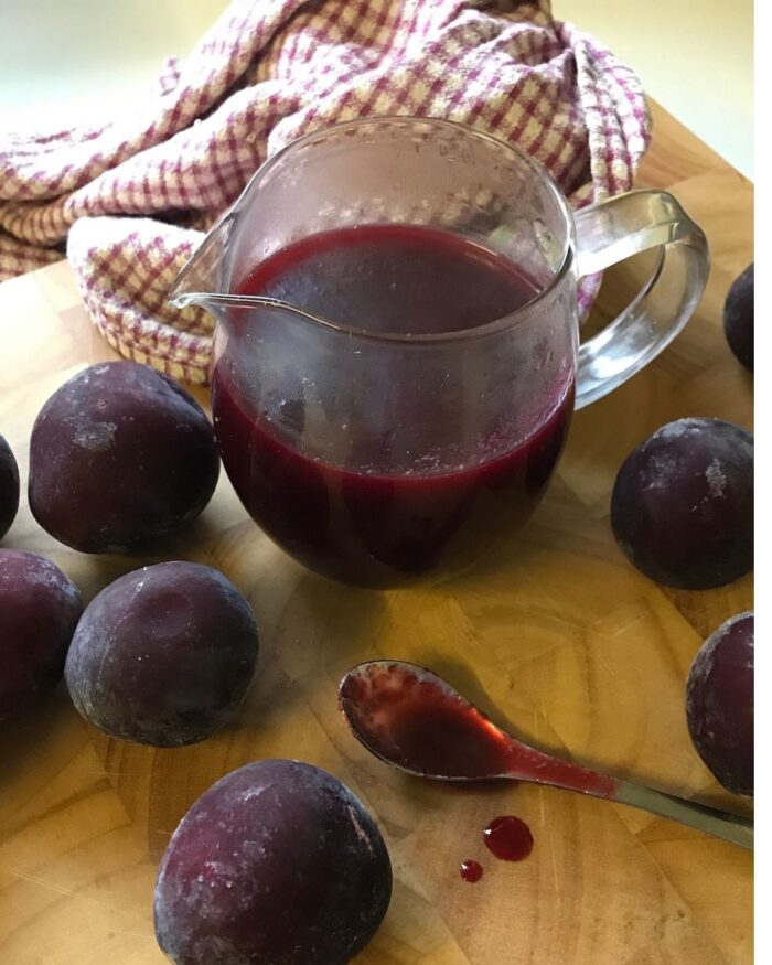 Davidson plum make the most delicious plum sauce, tart but sweet. Great on meats or with deserts alike.
