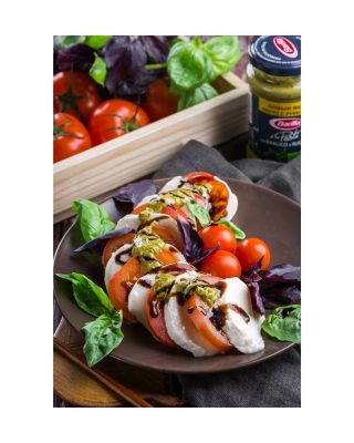 Mozzeralla and tomato salad recipe is a delicious and tasty addition to any BBQ table